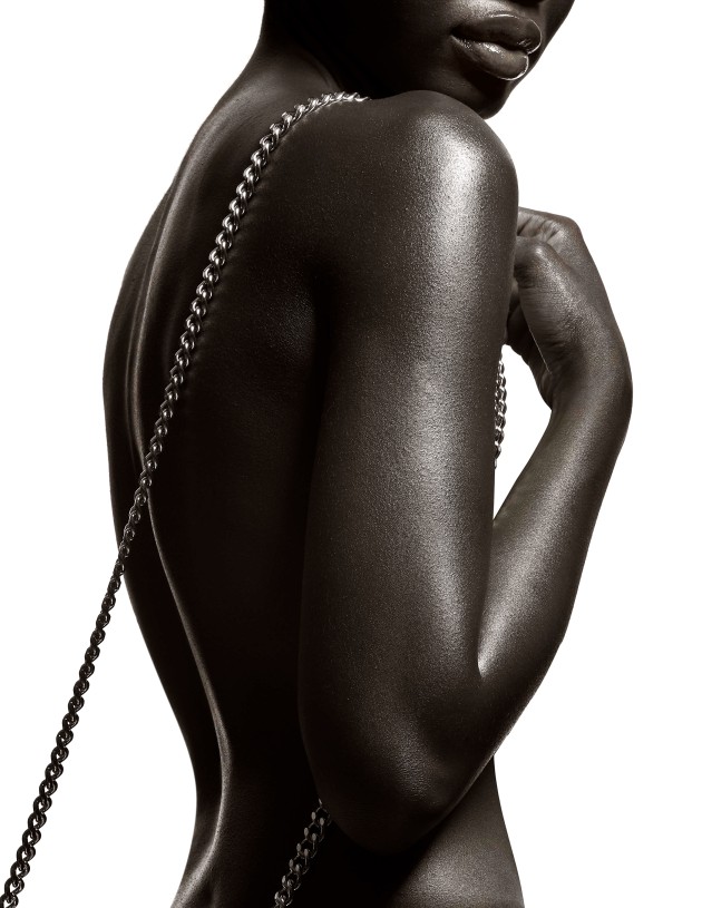 © James T. Murray. Shot for Victoria’s Secret Direct. CD: Tracy Deleu. AD: Christine Bollinger. Styling/Retouching: Yuco Lacovara. DigiTech: Jeff Alves de Lima.