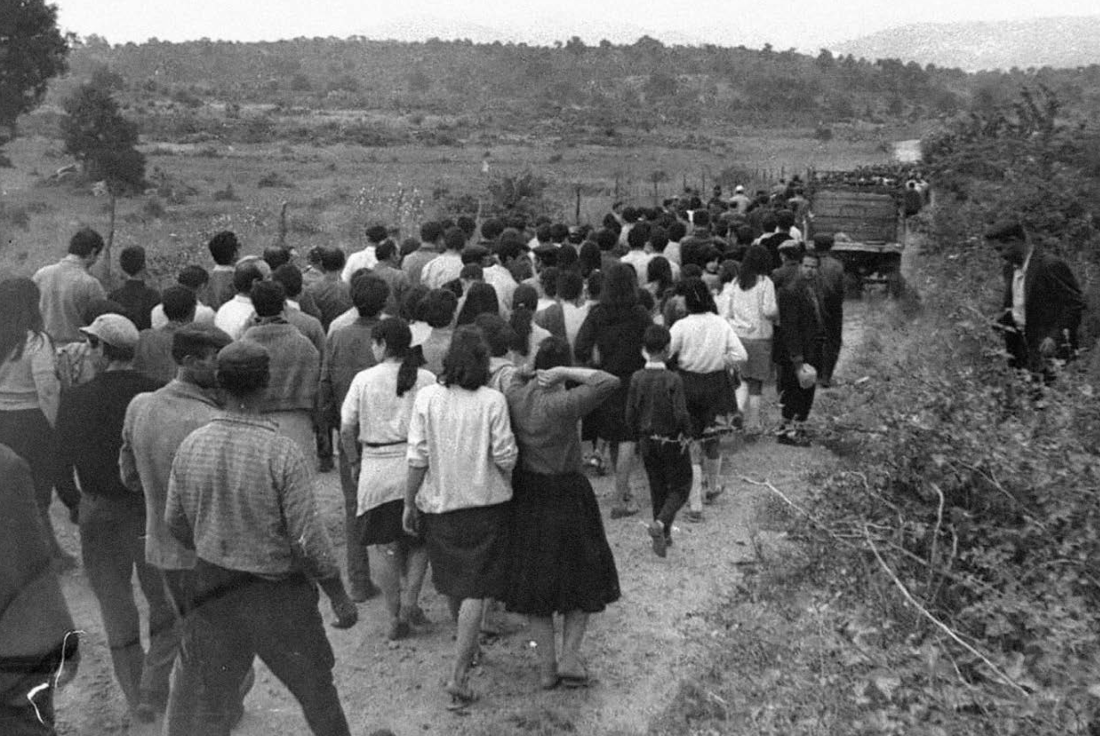 Funeral of the victims of the Iglesias massacre,May 11, 1920. Photography from CollezioneAcquisto Vacca, Alinari.